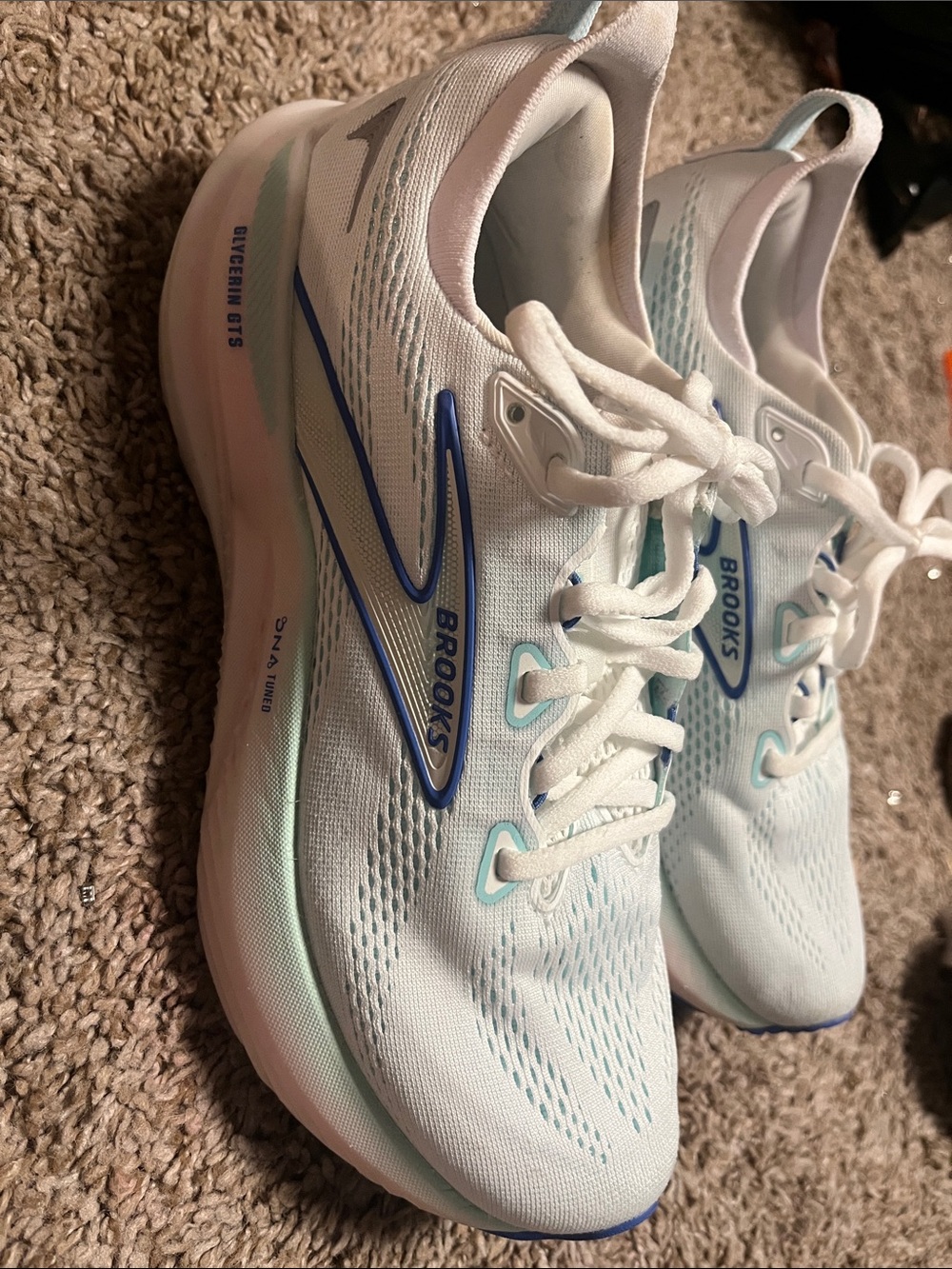 Women’s Brooks Glycerin GTS Sneakers